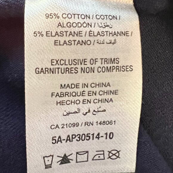 🌸4/$30🌸 NWT Crop Polo With Contrast Details - Picture 13 of 14